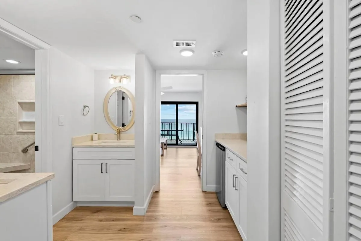 Commodore 606 3 Bedroom 3 Ba Sleeps 12 Panama City Beach 0*,  USA